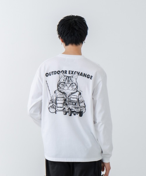OUTDOOR EXCHANGE(アウトドアエクスチェンジ)の「【OUTDOOR EXCHANGE/アウトドアエクスチェンジ】アニマルバックプリントクルーネックロンT オーバーサイズ(Tシャツ/カットソー・メンズ・スミクロ/ホワイト・MEDIUM/LARGE)」の7枚目の写真
