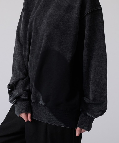 ONCILY（オンシェリー）の「HEART MOTIF SWEAT / ハートモチーフスウェット（スウェット・メンズ・ネイビー/ブラック・SMALL/MEDIUM/LARGE）」の8枚目の写真