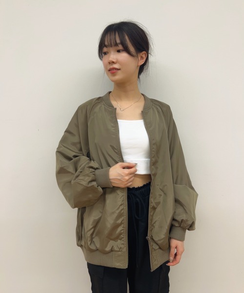 RU.TI.LE(ルチル)の「【RU.TI.LE】 MA-1ジャケット(MA-1・レディース・ブラック/カーキ/アイボリー・MEDIUM)」の7枚目の写真