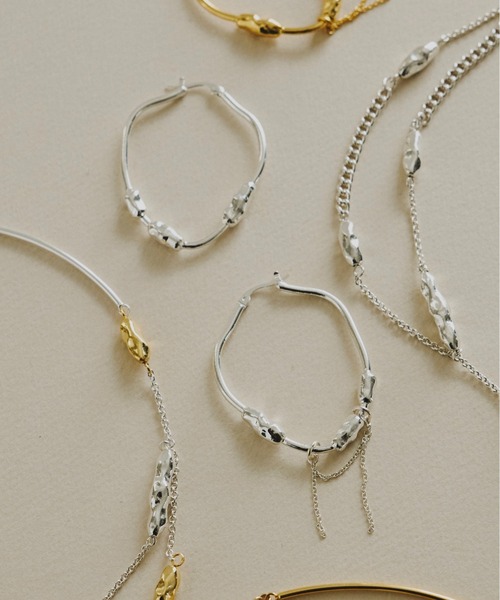 loni(ロニ)の「Nuance Stone Pierce(ピアス(両耳用)・レディース・ゴールド/シルバー/その他・FREE)」の1枚目の写真