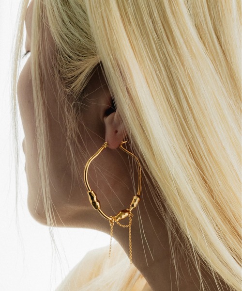 loni(ロニ)の「Nuance Stone Pierce(ピアス(両耳用)・レディース・ゴールド/シルバー/その他・FREE)」の2枚目の写真