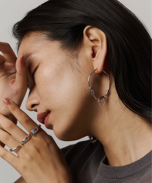 loni(ロニ)の「Nuance Stone Pierce(ピアス(両耳用)・レディース・ゴールド/シルバー/その他・FREE)」の15枚目の写真