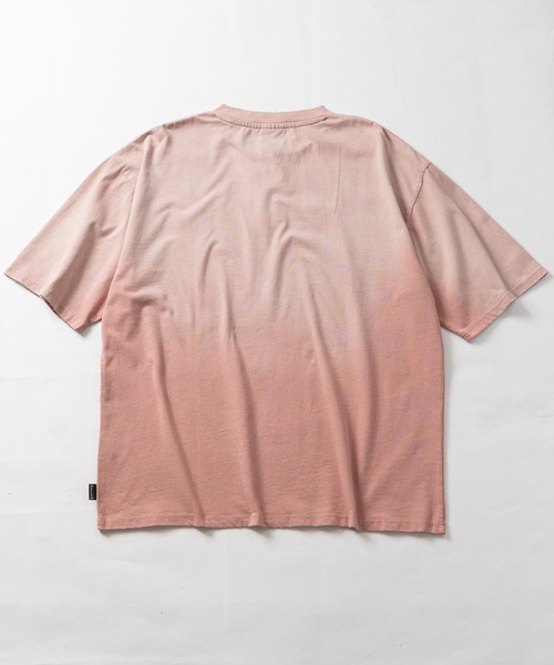 THRASHER(スラッシャー)の「【at】〔THRASHER/スラッシャー〕FADE S/S TEE フェード加工 フロントロゴ ダメージTシャツ(Tシャツ/カットソー・メンズ・ピンク/ブラウン/ブラック/ネイビー・LARGE/MEDIUM)」の5枚目の写真