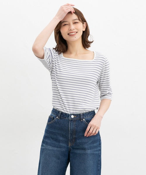 Honeys(ハニーズ)の「【ハニさら・接触冷感・UVカット】スクエアネックトップス(Tシャツ/カットソー・レディース・イエロー系その他/ホワイト×ブラック/グレイッシュベージュ/ブラック/オレンジ/ホワイト系その他/ホワイト・L/LL/M/S)」の4枚目の写真