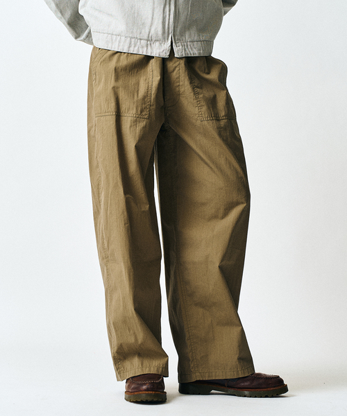 417 EDIFICE(フォーワンセブンエディフィス)の「GM M47 CURVE BAKER PANT / ベイカーパンツ(チノパンツ・メンズ・ホワイト/カーキ・SMALL/MEDIUM/LARGE)」の8枚目の写真