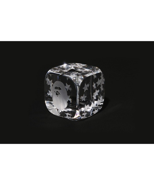 A BATHING APE(アベイシングエイプ)の「APE HEAD CRYSTAL DICE WEIGHT(その他雑貨・メンズ・クリア・FREE)」の3枚目の写真