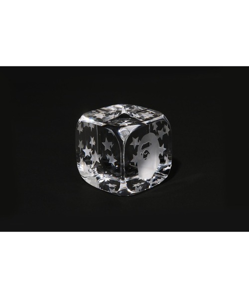 A BATHING APE(アベイシングエイプ)の「APE HEAD CRYSTAL DICE WEIGHT(その他雑貨・メンズ・クリア・FREE)」の4枚目の写真