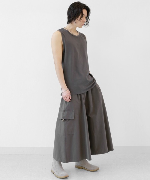 minsobi（ミンソビ）の「デイリー無地タンクトップ　ベーシック ワイド ノースリーブトップス（タンクトップ・メンズ・ブラック/チャコール/アイボリー・FREE）」の16枚目の写真