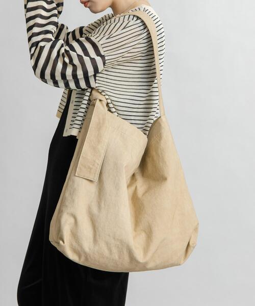 KBF(ケイビーエフ)の「キャンバスデザインBAG(ショルダーバッグ・レディース・グレー系その他/ベージュ・ONE)」の11枚目の写真