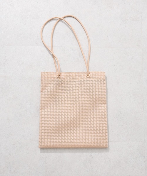 Green Parks(グリーンパークス)の「andmikka.メッシュA4トートバッグ(トートバッグ・レディース・アイボリー/ピンクベージュ/ミント/ネイビー・FREE)」の4枚目の写真