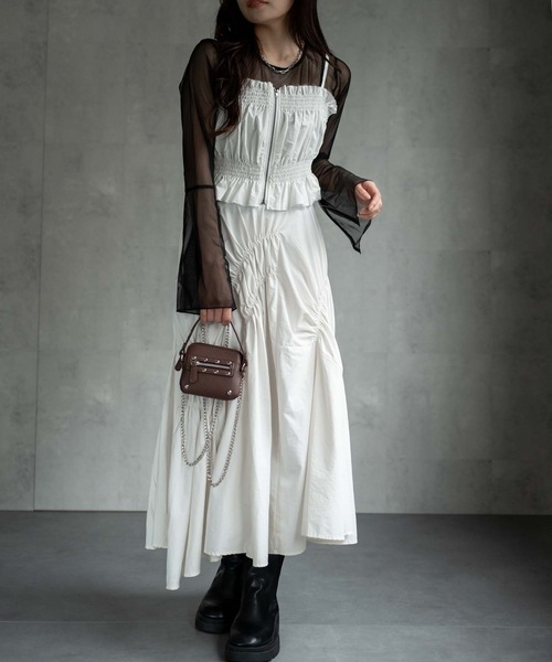 CREARE -LINO-（クレアーレリノ）の「〈レディース商品〉シャーリングビスチェ（チューブトップ・レディース・ベージュ/ホワイト/グレー/ブラック・FREE）」の13枚目の写真