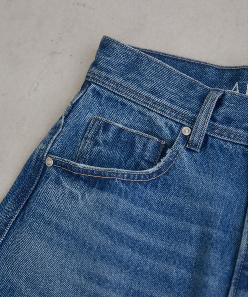 ANGIE（アンジー）の「ハイウエスト ワイド ストレート デニム  パンツ《詳細動画あり》（デニムパンツ・レディース・ライトベージュ/ブラック系その他/ブルー/ネイビー・SMALL/MEDIUM/LARGE）」の7枚目の写真