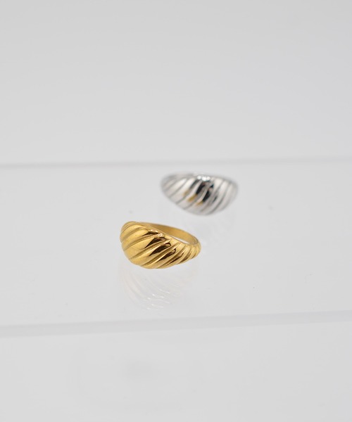 BROTHERHOOD(ブラザーフッド)の「【earyear】Petite Croissant design peti Volume Ring(リング・レディース・ゴールド/シルバー・MEDIUM/SMALL/LARGE)」の11枚目の写真
