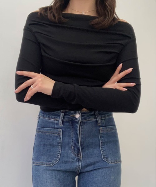kirakiraShop(キラキラショップ)の「オフショルダー サイドギャザー カットソー(Tシャツ/カットソー・レディース・ホワイト/ブラウン/ブラック/ワイン/グレー・FREE)」の11枚目の写真