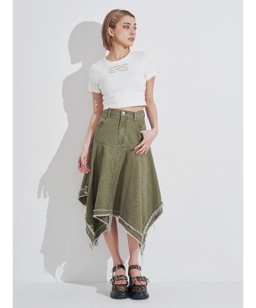 EVRIS（エヴリス）の「ERSカッティングショートTシャツ（Tシャツ/カットソー・レディース・ホワイト/レッド/ブラック・FREE）」の8枚目の写真