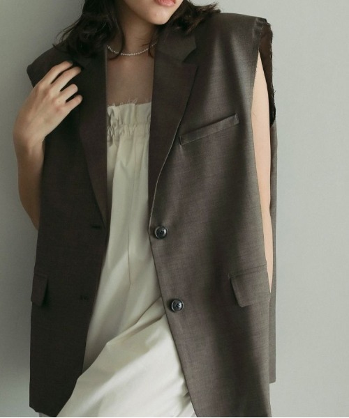 anuke／Cutoff Over Vest 36サイズ　ブラウン anuke（アンヌーク）の「anuke Cutoff Over Vest（ベスト）」 - WEAR