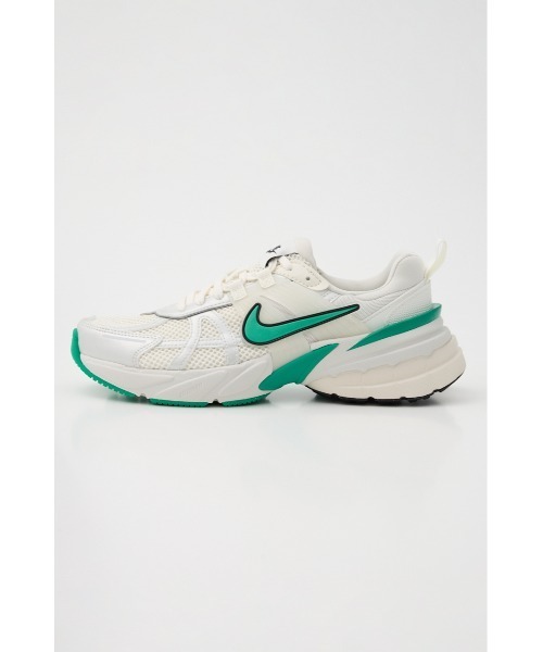 NIKE(ナイキ)の「V2K ラン(スニーカー・レディース・アイボリー/ピンク・23.5cm/23cm/25cm/24.5cm/24cm)」の22枚目の写真