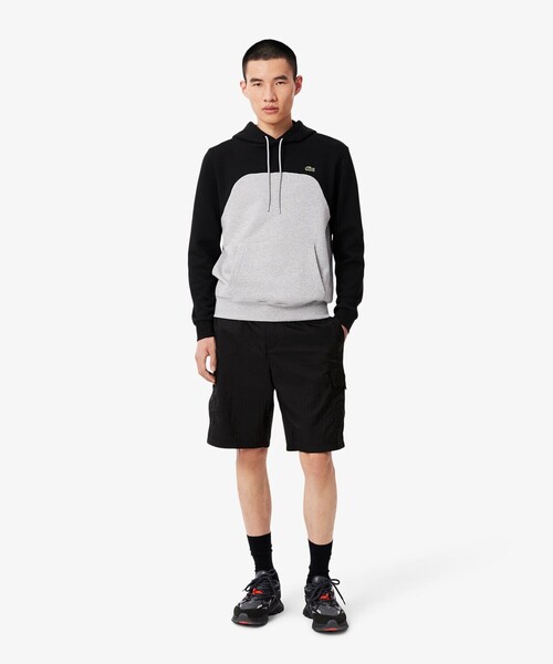 LACOSTE（ラコステ）の「ナイロンリップストップカーゴショーツ（その他パンツ・メンズ・ブラック・2/4/3/5）」の2枚目の写真