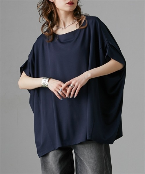 Soiunique（スワユニーク）の「【接触冷感】変形シルエット半袖Ｔシャツ［Soiunique］（Tシャツ/カットソー・レディース・ネイビー/カーキ系/チャコール・S～Ｍ/L～LL）」の3枚目の写真