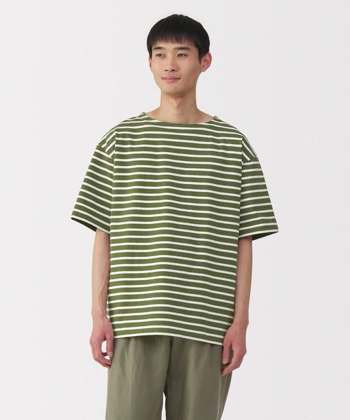 無印良品(ムジルシリョウヒン)の「紳士 洗いざらし太番手ボートネック五分袖Tシャツ(Tシャツ/カットソー・メンズ・カーキ系/ブラック系/ホワイト系/ネイビー系・L/M/S/XL)」の1枚目の写真