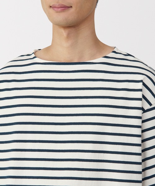 無印良品(ムジルシリョウヒン)の「紳士 洗いざらし太番手ボートネック五分袖Tシャツ(Tシャツ/カットソー・メンズ・カーキ系/ブラック系/ホワイト系/ネイビー系・L/M/S/XL)」の21枚目の写真