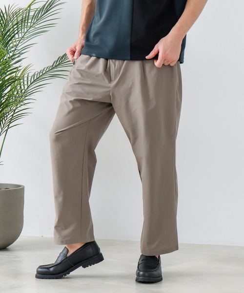 Blue Standard (ブルースタンダード)の「【Blue Standard:ブルースタンダード】ジョーゼットタックイージーパンツ 吸水速乾 接触冷感 UVカット(その他パンツ・メンズ・チャコールグレー/ブラック/ベージュ・MEDIUM/LARGE/X-LARGE)」の1枚目の写真
