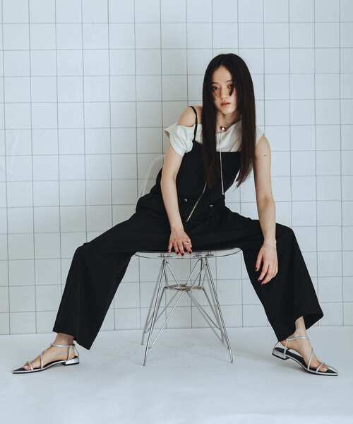 SENSE OF PLACE by URBAN RESEARCH（センスオブプレイスバイアーバンリサーチ）の「撥水UVカットウエストドローオールインワン（サロペット/オーバーオール・レディース・ブラウン/ベージュ/ブラック・MEDIUM/SMALL）」の19枚目の写真