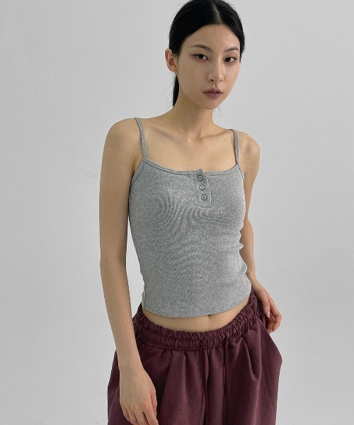 BLACKUP（ブラックアップ）の「[MADE] イージーヘンリーネックノースリーブ (カップ付き)（キャミソール・レディース・グレー/ブラック/アイボリー・MEDIUM/SMALL）」の2枚目の写真