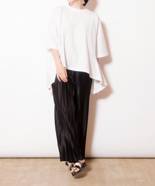 OSMOSIS（オズモーシス）の「バックフレアーTシャツ（Tシャツ/カットソー・レディース・ブラック/ホワイト/ブルー・ONE SIZE）」の18枚目の写真