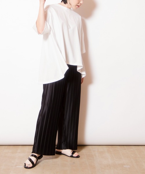 OSMOSIS（オズモーシス）の「バックフレアーTシャツ（Tシャツ/カットソー・レディース・ブラック/ホワイト/ブルー・ONE SIZE）」の16枚目の写真