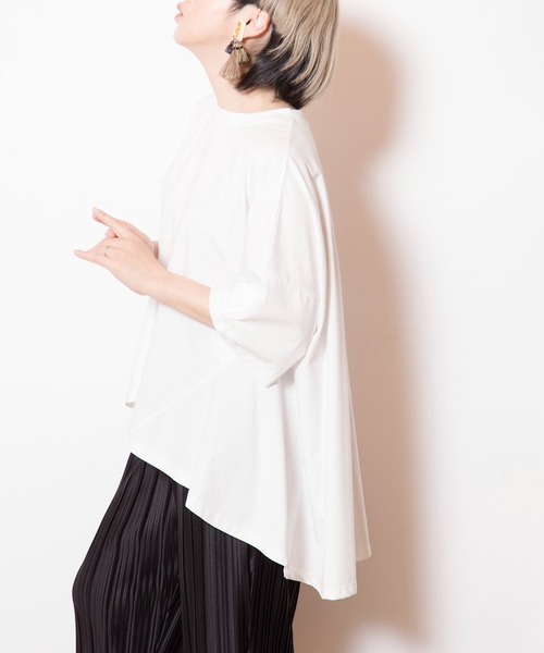 OSMOSIS（オズモーシス）の「バックフレアーTシャツ（Tシャツ/カットソー・レディース・ブラック/ホワイト/ブルー・ONE SIZE）」の14枚目の写真