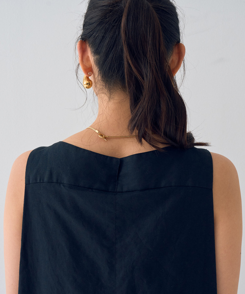 Rouge vif Anna(ルージュヴィフアンナ)の「麻混ノースリーブ後ろタックワンピース(ワンピース・レディース・ブラック/ブラウン・38/36)」の11枚目の写真