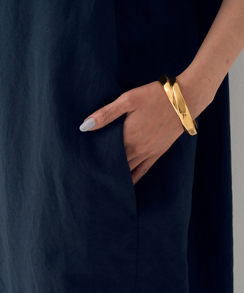 Rouge vif Anna(ルージュヴィフアンナ)の「麻混ノースリーブ後ろタックワンピース(ワンピース・レディース・ブラック/ブラウン・38/36)」の13枚目の写真