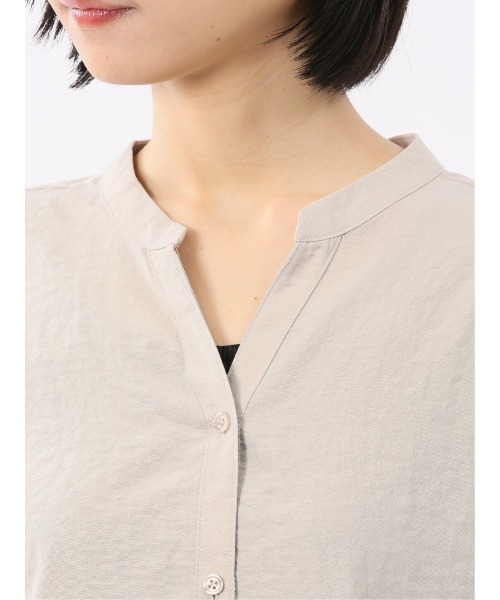 m.f.editorial(エムエフエディトリアル)の「【UVカット 高通気 イージーケア】m.f.エディトリアル レディース 袖フレア 前開き マオカラー チュニック(シャツ/ブラウス・レディース・ベージュ/ピンク系その他・MEDIUM/LARGE)」の20枚目の写真
