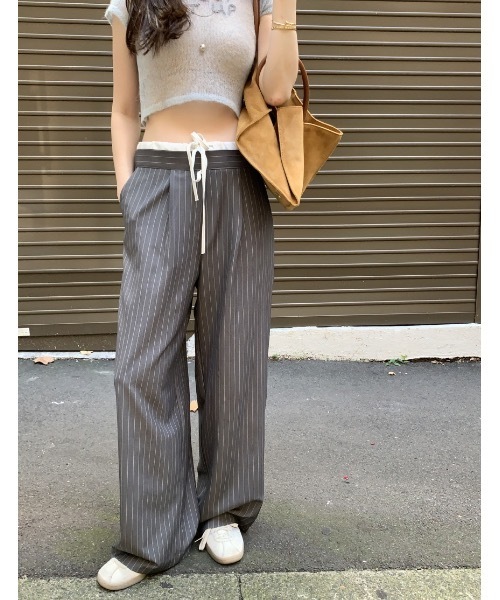SALTMINT（ソルトミント）の「《韓国ファッション》細見ストレート涼感ピンストライプパンツ（スラックス・レディース・グレー/ブルー・S/M）」の17枚目の写真
