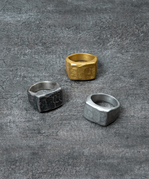 GILD(ギルド)の「GILD ギルド / Curved top atypical wide ring シルバー925エイティピカルワイドリング / G251-RI01(リング・メンズ・シルバー/プラチナム/ゴールド・21号/19号/17号/15号/13号)」の4枚目の写真