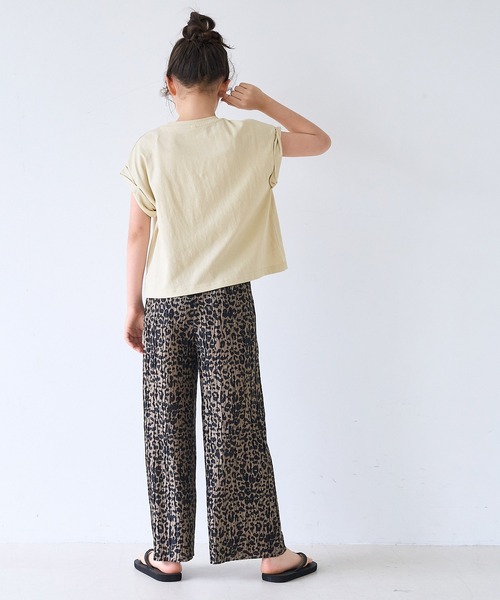 coca(coca)(コカ)の「キッズ 親子お揃い袖ロールアップロゴTシャツ(Tシャツ/カットソー・キッズ・ベージュ/その他1/ブラウン/ライトグレー/ネイビー/チャコール/ワイン/ライトピンク・140/150/120/130)」の11枚目の写真