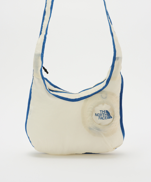 THE NORTH FACE（ザノースフェイス）の「【THE NORTH FACE/ ザ ノースフェイス】ASTRA  S NM82505（ショルダーバッグ・レディース・ブラック/レッド/ブルー系その他・FREE）」の15枚目の写真