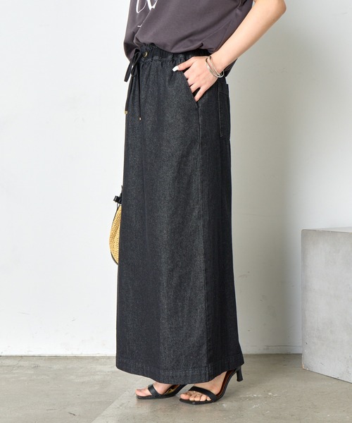 Jena espace merveilleux（ジェナ　エスパスメルヴェイユ）の「【夏でも履ける】Iラインデニムスカート（スカート・レディース・ブルー/ブラック・FREE）」の5枚目の写真