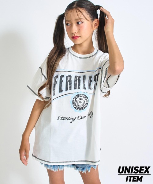 ANAP GｉRL（アナップガール）の「ANAPR+S ステッチ付き カスレ プリント Tシャツ【ユニセックス】（Tシャツ/カットソー・キッズ・ネイビー/ホワイト/ブラック系その他・XS/M/S）」の2枚目の写真