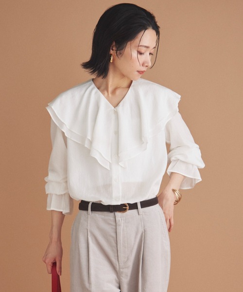 Doux archives（ドゥアルシーヴ）の「キャンディースリーブフリルブラウス（シャツ/ブラウス・レディース・オフホワイト/ブラック/グレー・FREE）」の3枚目の写真