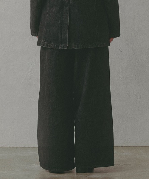 SOMETHING（サムシング）の「【GISELe 10月号掲載】atelier SOMETHING WRAP WIDE PANTS/アトリエサムシングラップワイドパンツ（デニムパンツ・レディース・ブラック系その他/インディゴブルー/ブルー・X-SMALL/SMALL/MEDIUM）」の9枚目の写真