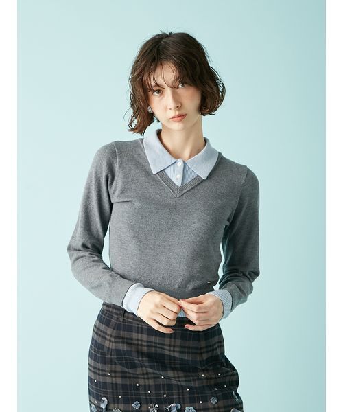 LILY BROWN（リリーブラウン）の「シャツレイヤードニットトップス