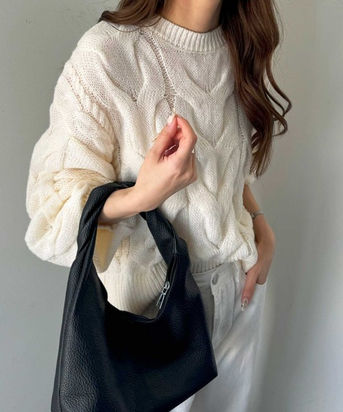 nelliy.（ネルリー）の「カラーケーブルニット（ニット/セーター・レディース・レッド/アイボリー・MEDIUM）」の6枚目の写真