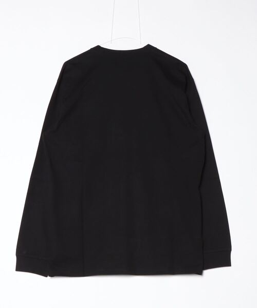 Carhartt(カーハート)の「【Carhartt WIP】L/S POCKET HEART T-SHIRT(Tシャツ/カットソー・メンズ・ホワイト×レッド/ブラック×レッド/ブラック/ホワイト・MEDIUM/X-LARGE/LARGE)」の5枚目の写真