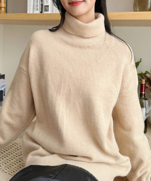Eclat one(エクラワン)の「【Eclat one】オーバーサイズ タートル ミドル丈ニット(ニット/セーター・レディース・ブラック/オフホワイト/オレンジ/ベージュ・FREE)」の14枚目の写真