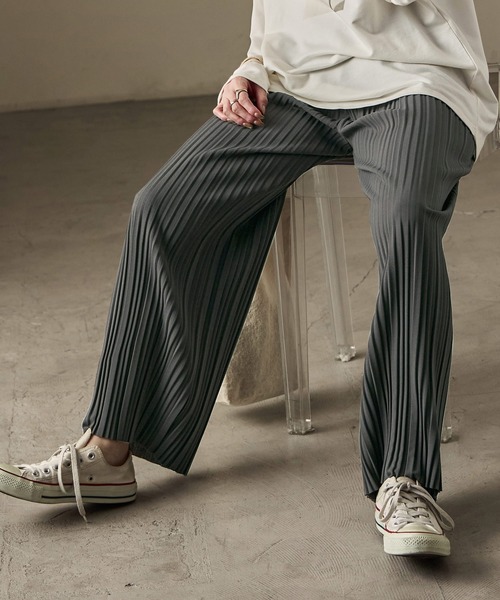 Fashion Letter(ファッションレター)の「カットプリーツイージーパンツ(その他パンツ・レディース・チャコール/ブラウン/キャメル/ブラック/カーキ/グレイッシュベージュ/バーガンディー・L/M)」の10枚目の写真