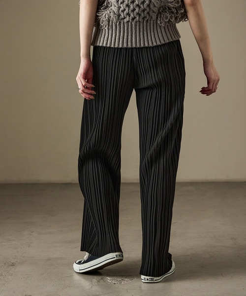 Fashion Letter(ファッションレター)の「カットプリーツイージーパンツ(その他パンツ・レディース・チャコール/ブラウン/キャメル/ブラック/カーキ/グレイッシュベージュ/バーガンディー・L/M)」の20枚目の写真