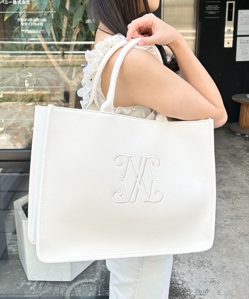 INGNI（イング）の「【WEB限定】キャンバストートバッグ（トートバッグ・レディース・ブラック/キナリ・-）」の7枚目の写真