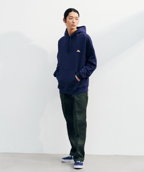 KELTY(ケルティ)の「ミニロゴスウェットパーカー(パーカー・レディース・ベージュ/ネイビー/杢グレー/ホワイト/ブラック・MEDIUM/S/XL/L)」の7枚目の写真